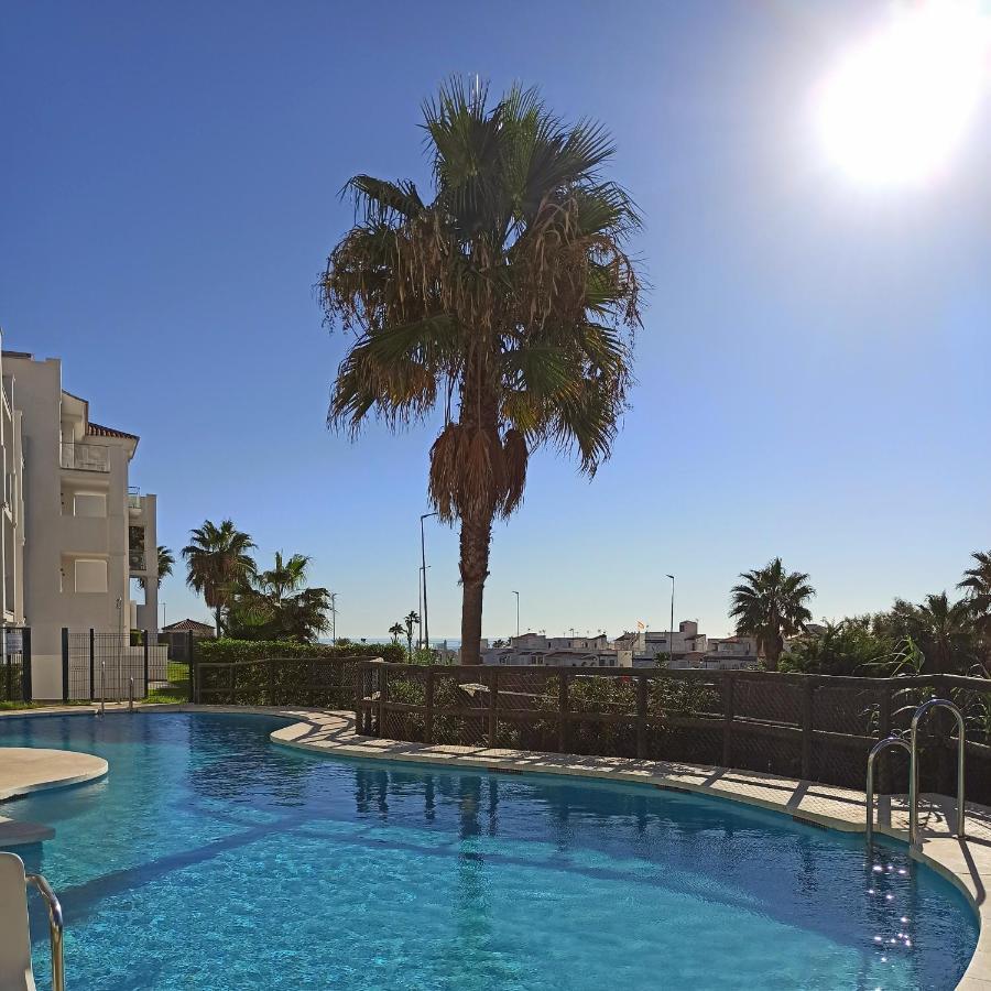 La Paloma Beach Apartment With Pool By Casa Del Sol Hr Manilva Buitenkant foto